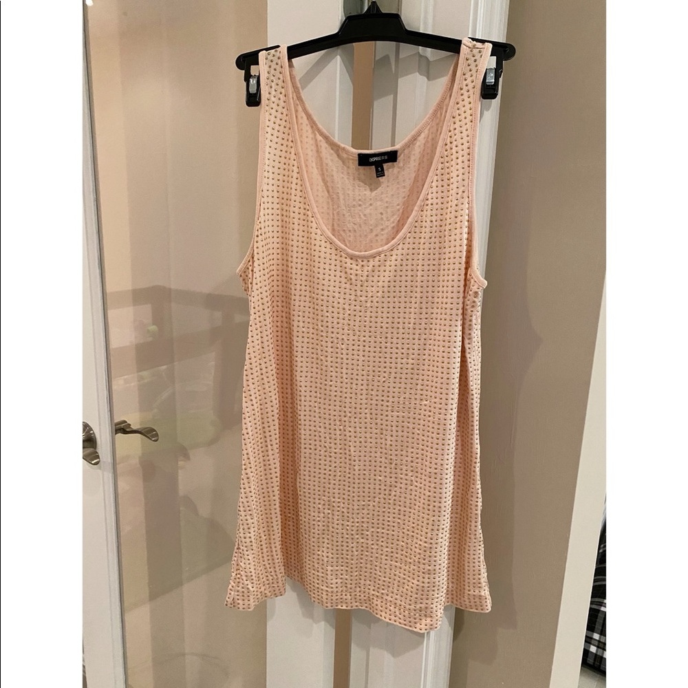 Express Size Small Tank Top Peach with Gold Accent